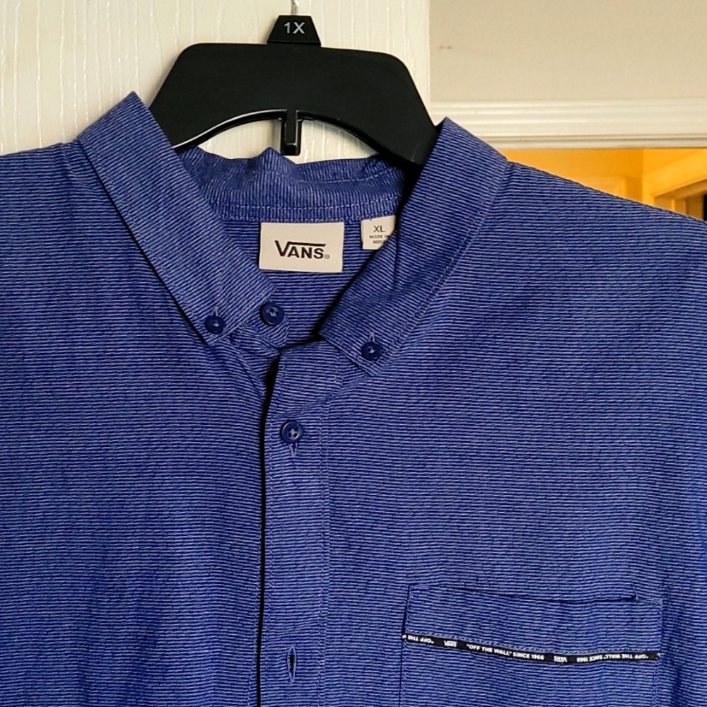 Vans, Men's XL, Blue collar shirt